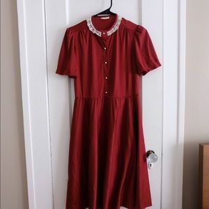 red dress lace collar